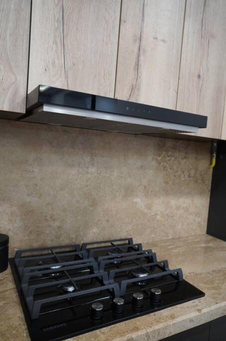 Lovely, Newly Remodeled Apartment In Yerevan! Exterior foto